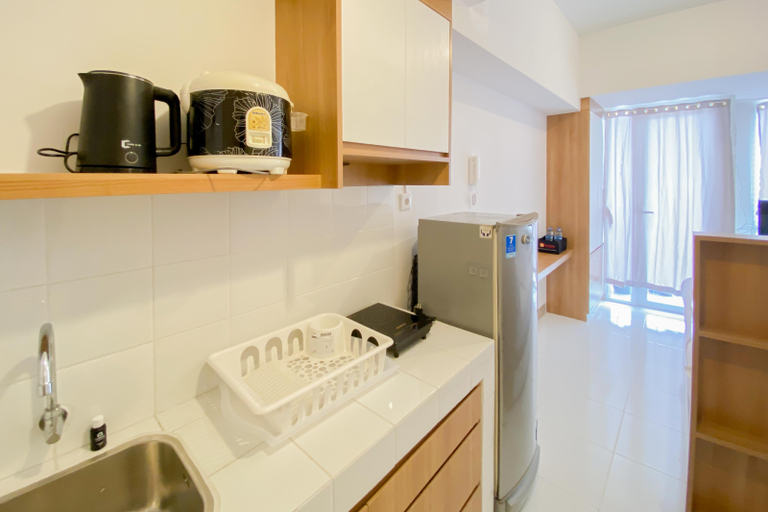 Others 2, Warm and Simply Look Studio Apartment at Tokyo Riverside PIK 2 By Travelio, Tangerang
