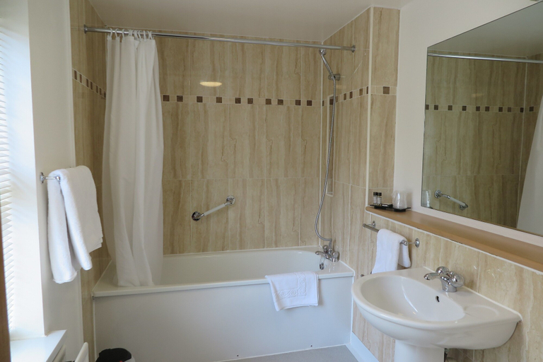 Bathroom 4, Burn Hall Hotel, North Yorkshire