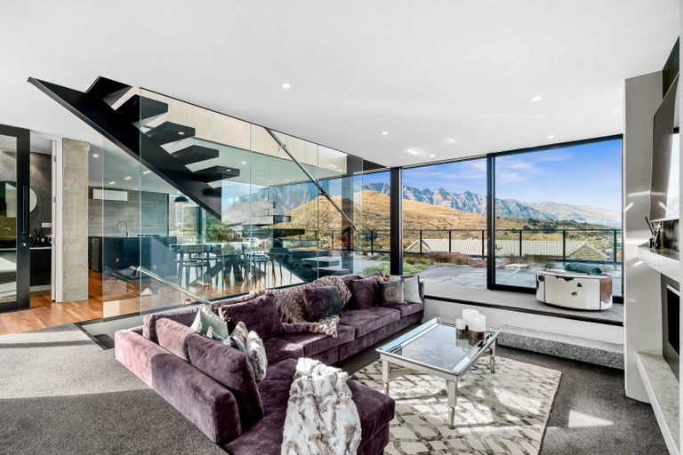 Others 4, 1 St. Marks, Queenstown-Lakes