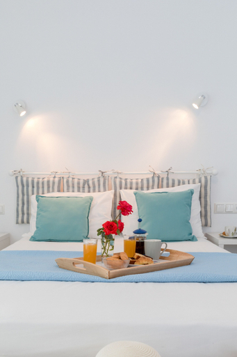 Bedroom 5, Litsa Studios, South Aegean
