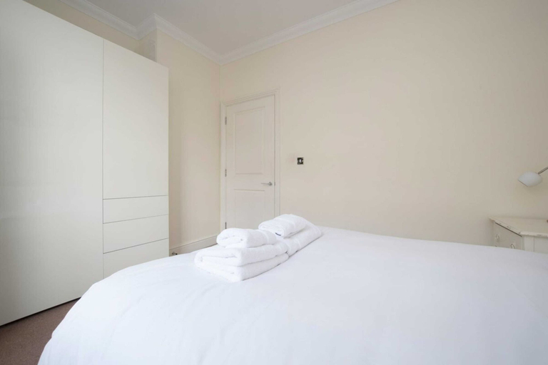 Bedroom 2, Unique and Cozy 1 Bed Flat in Dalston, London