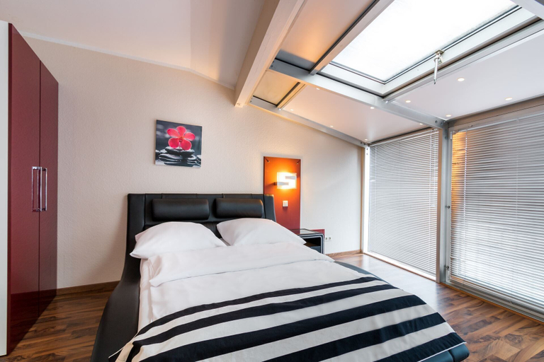 Bedroom 3, Turmhotel Rhein Main, Offenbach