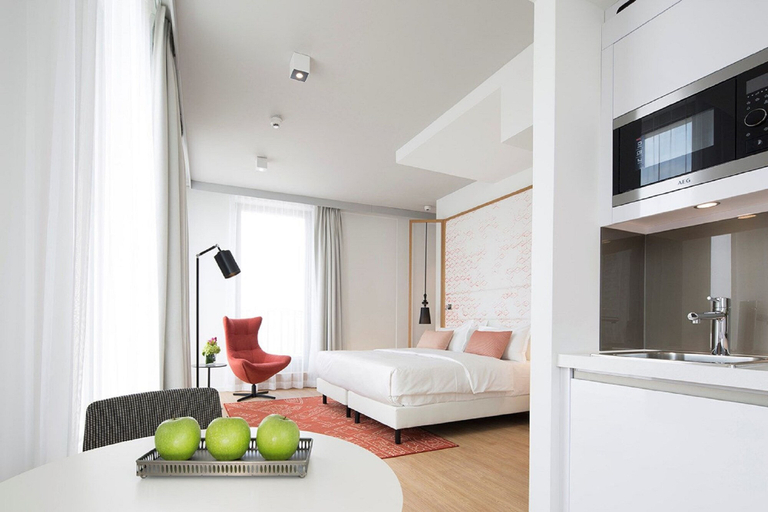 Bedroom 3, Capri by Fraser Berlin, Berlin