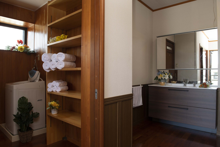 Bathroom, Miyakojima White House, Miyakojima