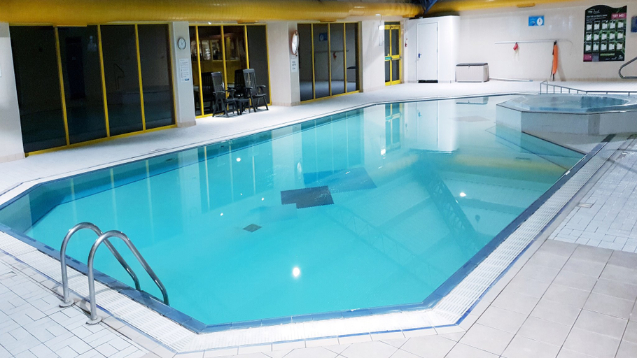 Sport & Beauty 4, Holiday Inn RUNCORN by IHG, Cheshire West and Chester