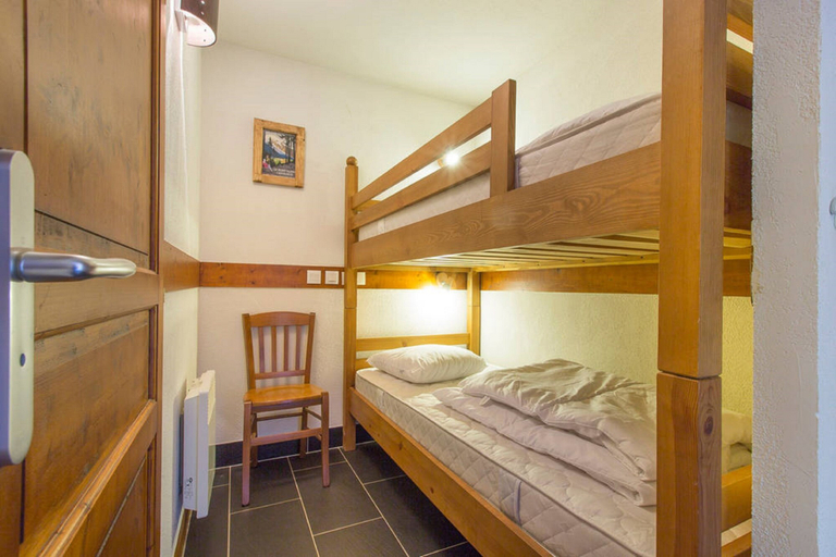 Bedroom 2, Résidence Les Aiguilles de Warens, Haute-Savoie