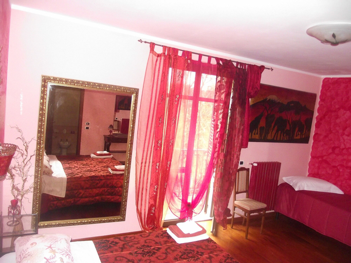 Bedroom 2, Villa Sabrina, Arezzo