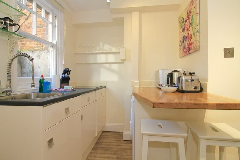 Others 5, Noa Residence, Oxfordshire