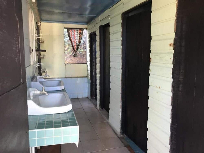 Bathroom, Sunrise Lagoon Homestay, Ba