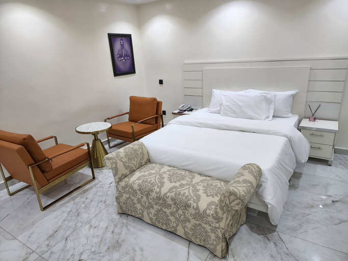 Bedroom 3, LUXOL HOMES AND SUITES, Ikeja