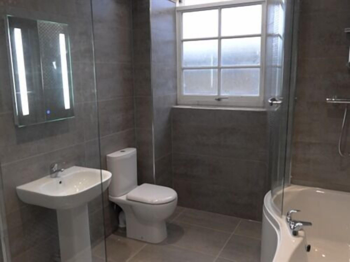 Bathroom, The Old School, Argyll and Bute