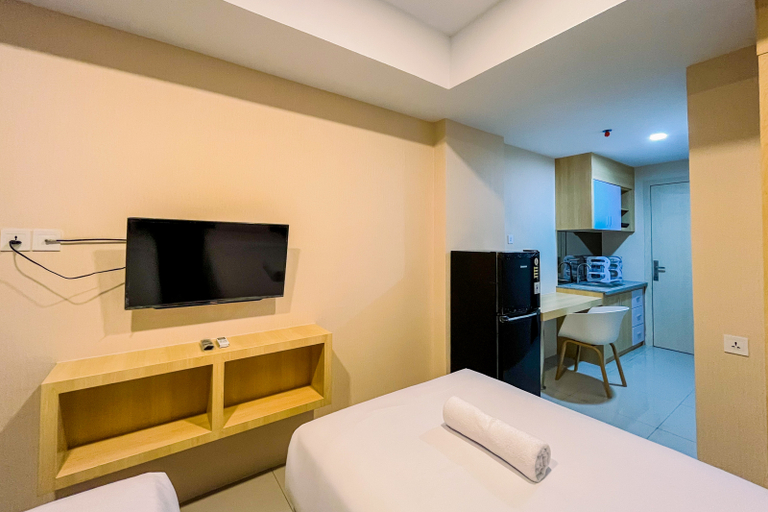 Bedroom 2, Good Deal and Homey Studio De Prima Apartment By Travelio, Medan