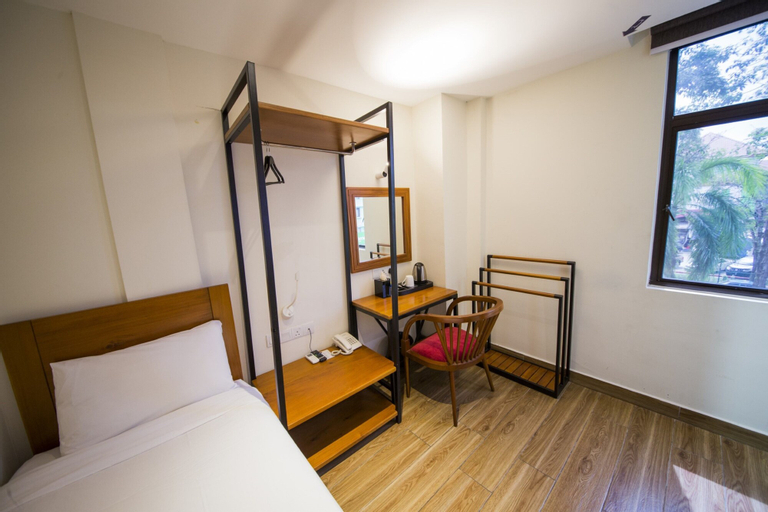 Bedroom 15
