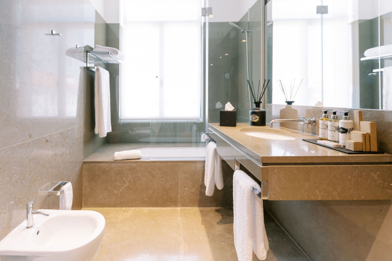 Bathroom 4, The Editory Artist Baixa Porto Hotel, Porto