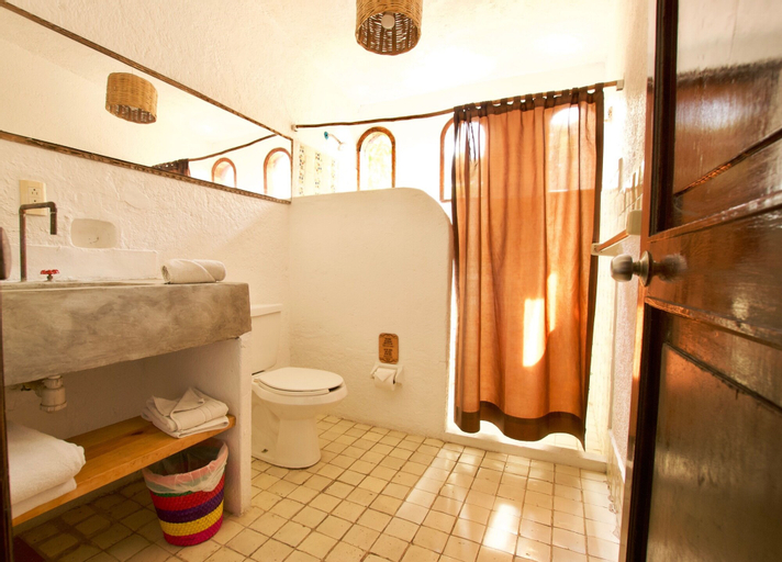 Bathroom 3