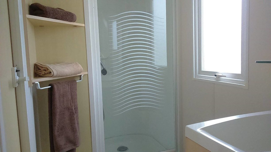 Bathroom, Camping Rinlo Costa, Lugo