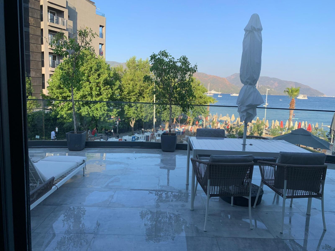 Others 5, Bono Premium Collection, Marmaris
