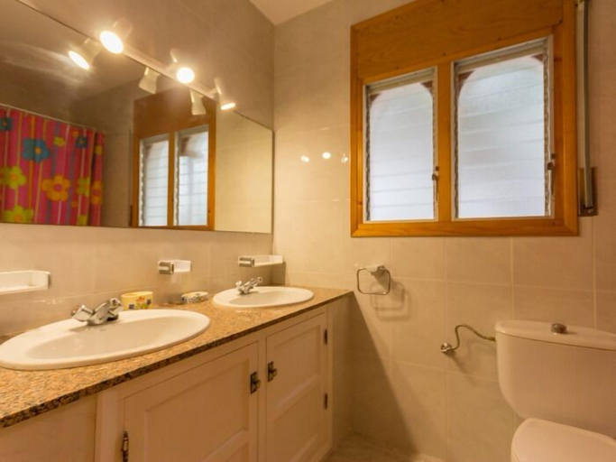 Bathroom 4, Casa Piscina, Tarragona