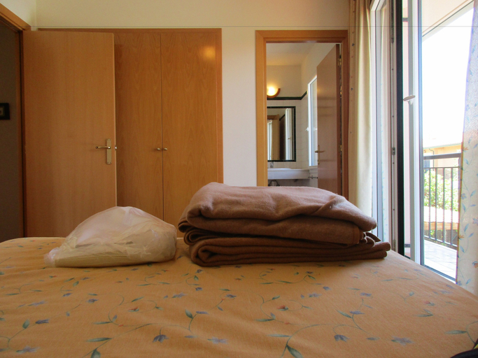 Bedroom 3, Inmo Estartit Villa Mas Pinell 93, Girona