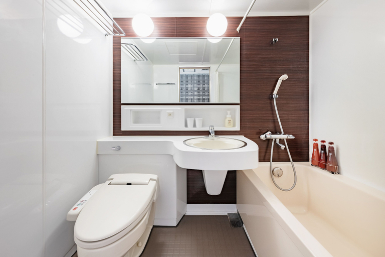 Bathroom 4, Hotel New Hankyu Kyoto, Kyoto