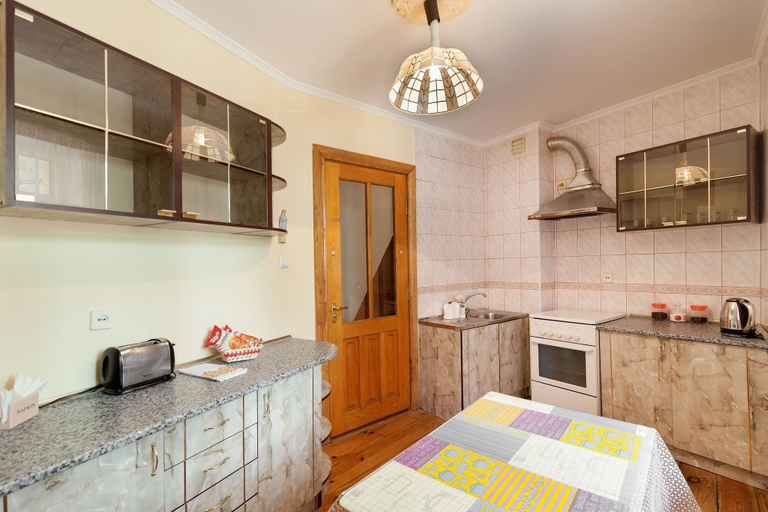Others 4, Paradise apartment 2, L'vivs'ka