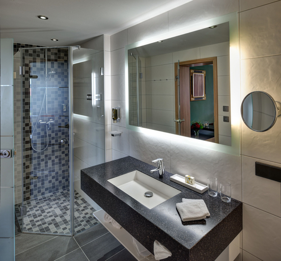 Bathroom 5, ArtHotel Kiebitzberg, Stendal
