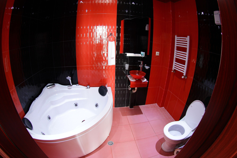 Bathroom 3, Sochi Palace Hotel, Yerevan