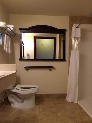 Bathroom 5, Days Inn by Wyndham Athabasca, Division No. 13