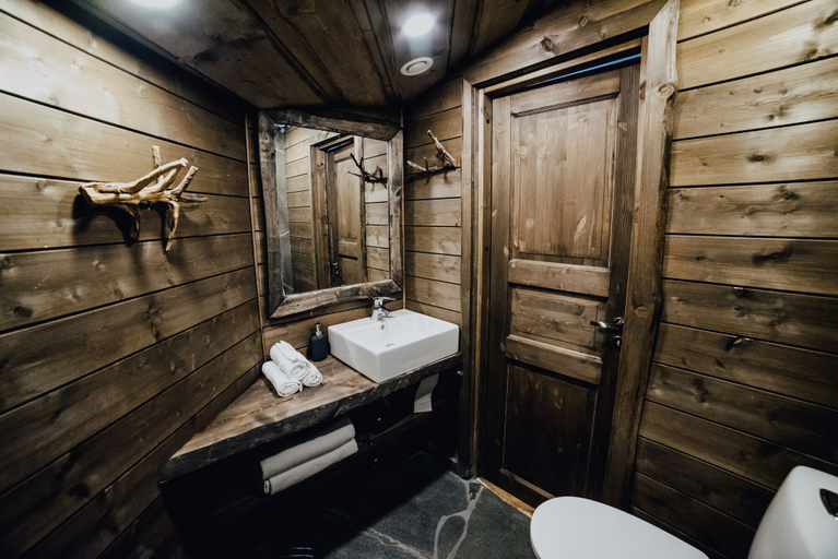 Bathroom 4, Hotel & Spa Resort Järvisydän, Southern Savonia