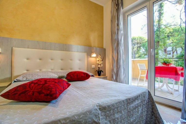 Bedroom 2, Hotel Majorca, Ravenna