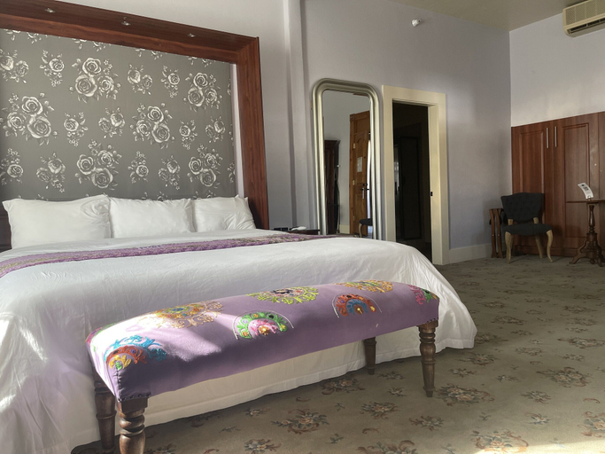 Bedroom 3, Hotel Sutter, Amador