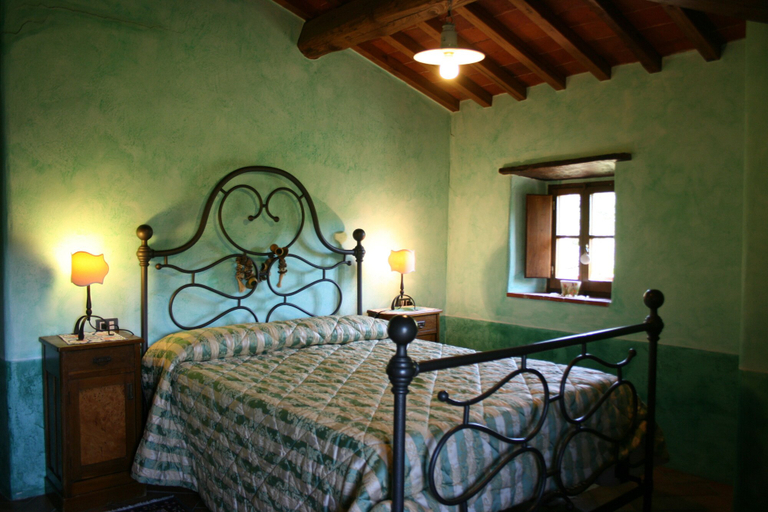 Bedroom 2, Wonderful private villa for 16 people with WIFI, private pool, TV and parking, Arezzo