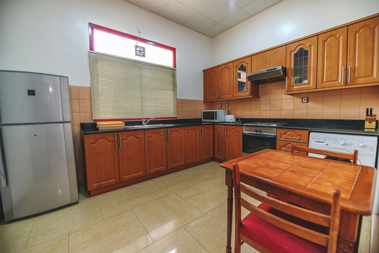 Others 5, Venue Suites, Manama