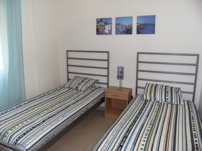 Bedroom 2, Apartamento Athenea I, 2-4, Girona