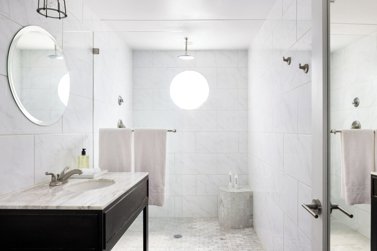 Bathroom 5, The Palm Springs Hotel, Riverside