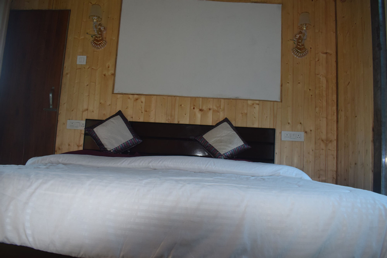 Bedroom 15