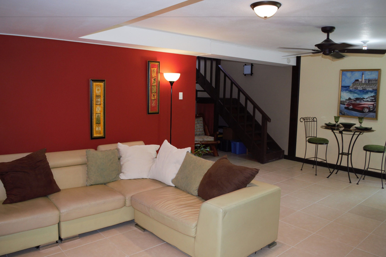 Others 5, New Kingston Guest Apt at Evans