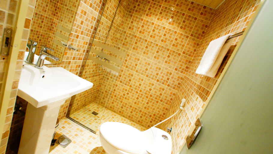 Bathroom, Sama Al Qasr Khorais - Economic, Riyadh
