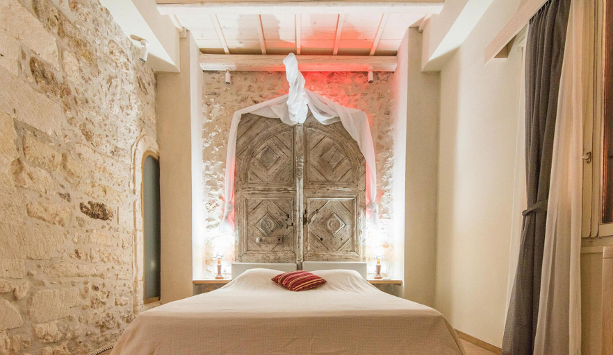 Bedroom 4, Barbara Studios, Crete