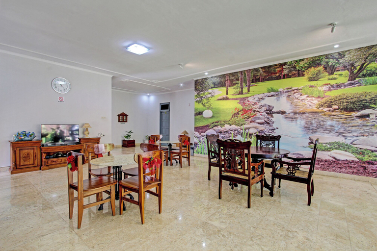 Food & Drinks 5, OYO Life 92686 Lanaya Guesthouse Syariah, Salatiga