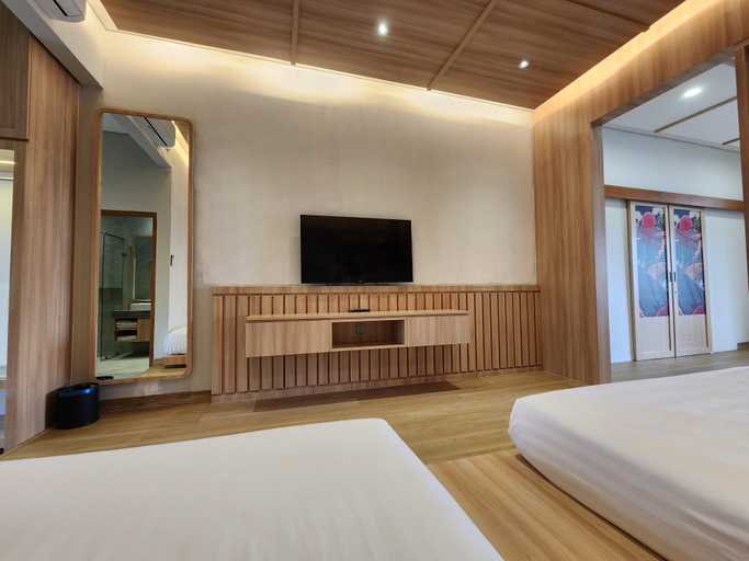 bedroom 12