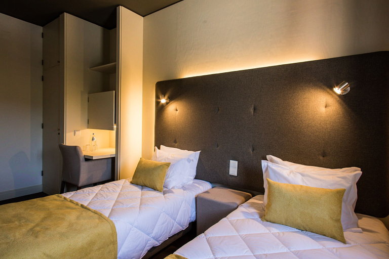 Bedroom 4, Vilar Oporto Hotel, Porto