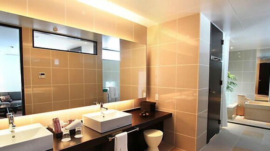 Bathroom 5, KIZASHI THE SUITE, Kyoto