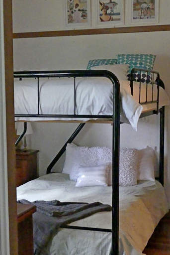 Bedroom 2, Mount Browne Cottage, Coffs Harbour - Pt B