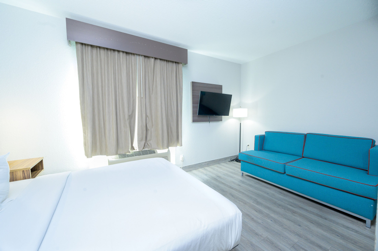 Bedroom 8