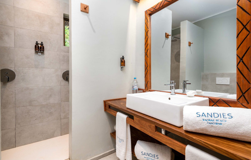 Bathroom 4, Sandies Baobab Beach Zanzibar, Kaskazini 'A'