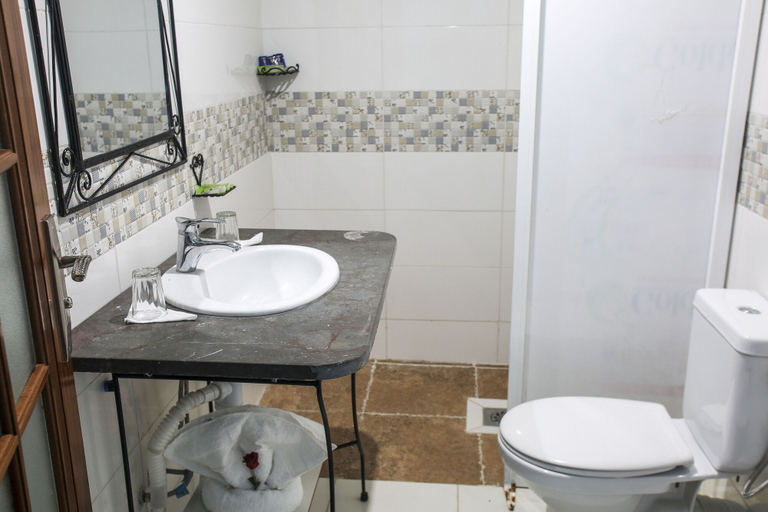 Bathroom 3, Hotel La Pomme Zaida, Khénifra