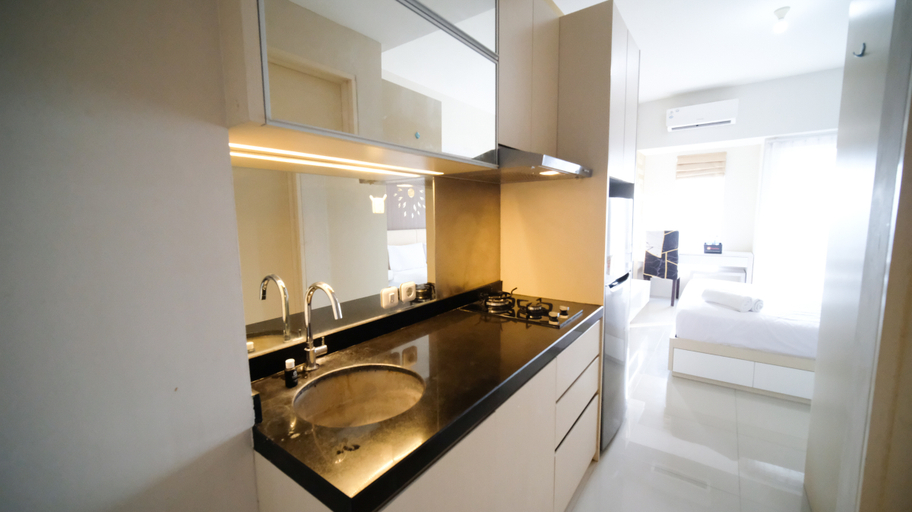 Others 4, Best Choice and Comfy Studio at Orchard Supermall Mansion Apartment By Travelio, Surabaya