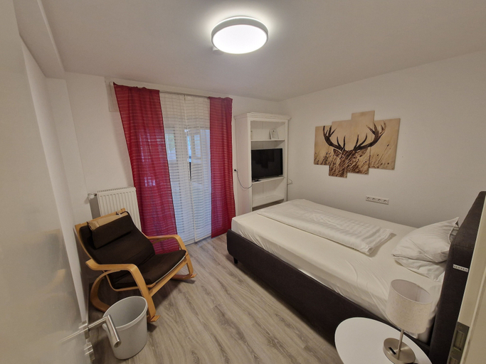 Bedroom 4, Eventhof Platzhirsch, Rastatt