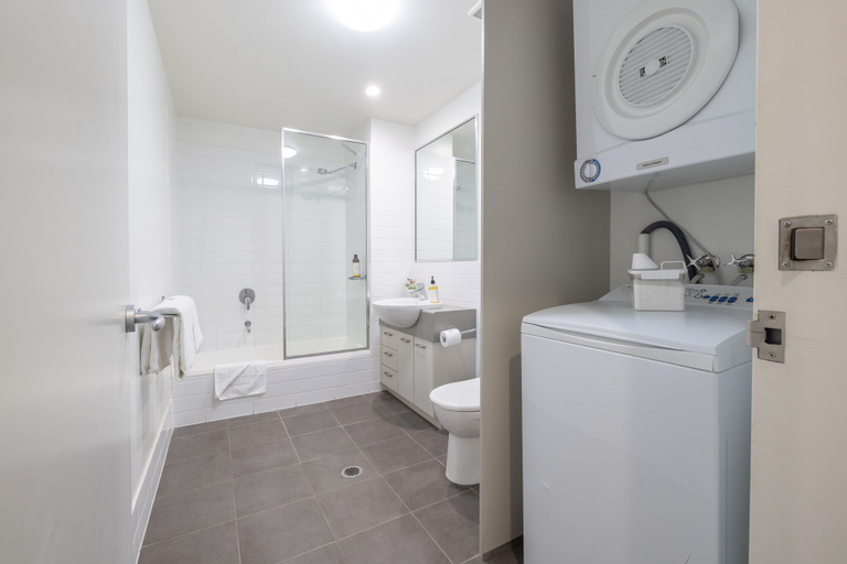 Bathroom 4